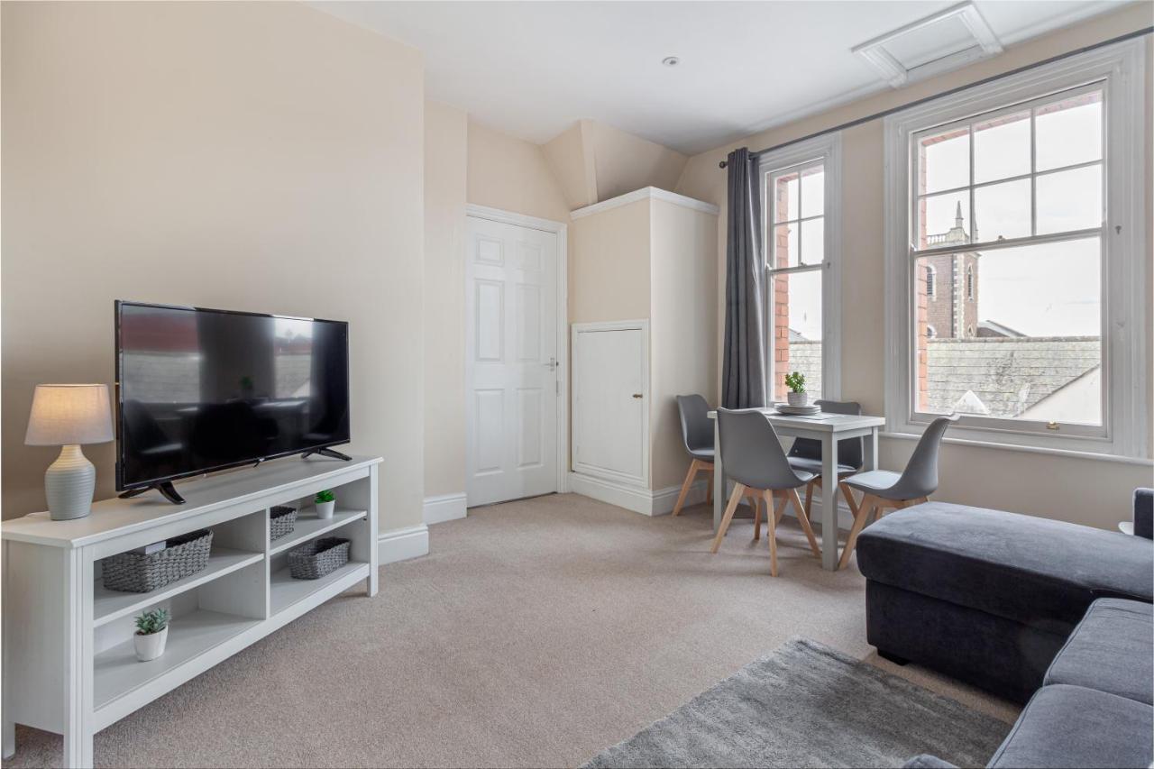Guest Homes - Trinity Apartment Worcester Dış mekan fotoğraf