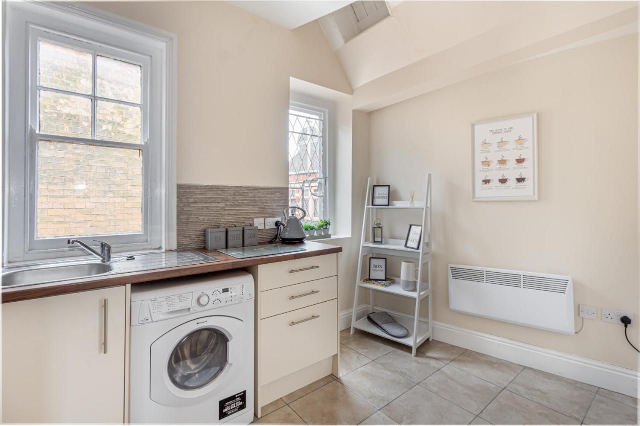 Guest Homes - Trinity Apartment Worcester Dış mekan fotoğraf